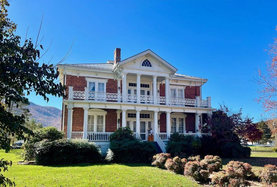 Commercial Roofing in Hampton, TN