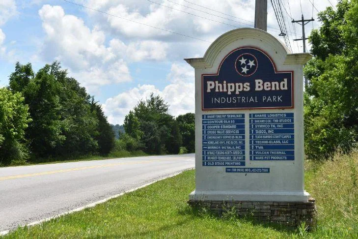 Commercial Roofing in Surgoinsville and Phipps Bend, TN